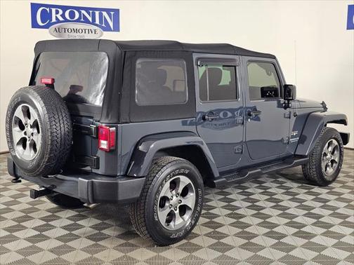 2017 Jeep Wrangler Unlimited Sahara