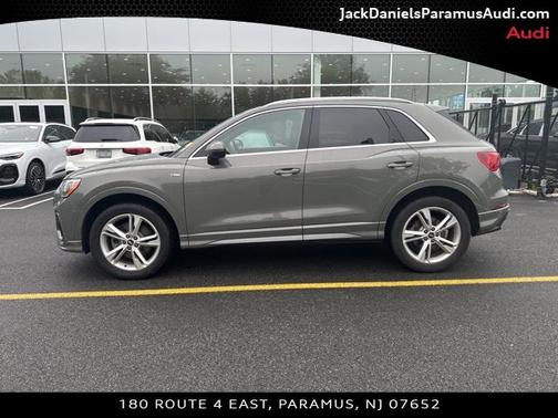 2021 Audi Q3 45 S line Premium