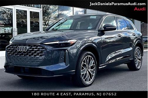 2025 Audi Q5 Premium Plus TFSI quattro S tronic