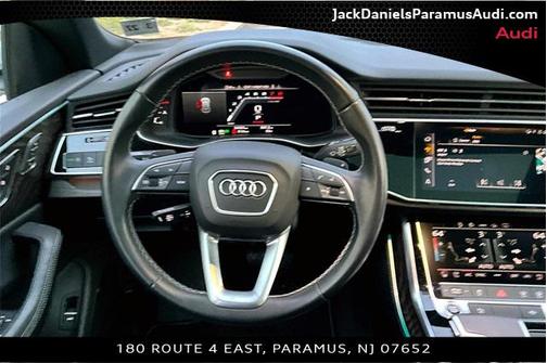 2022 Audi Q8 55 Premium Plus