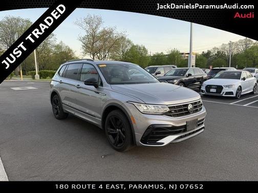 2023 Volkswagen Tiguan 2.0T SE R-Line Black 4MOTION