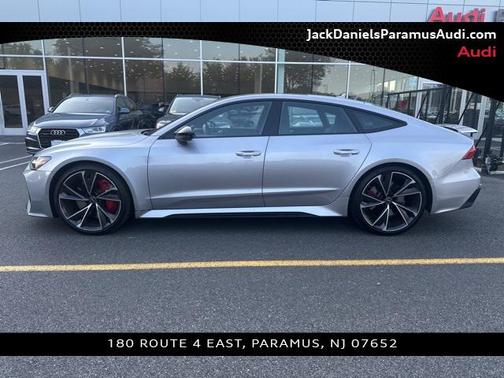 2023 Audi RS 7 4.0T