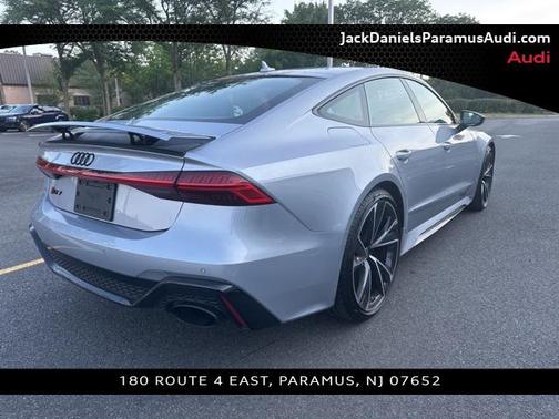 2023 Audi RS 7 4.0T