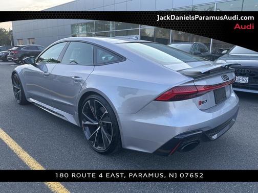 2023 Audi RS 7 4.0T
