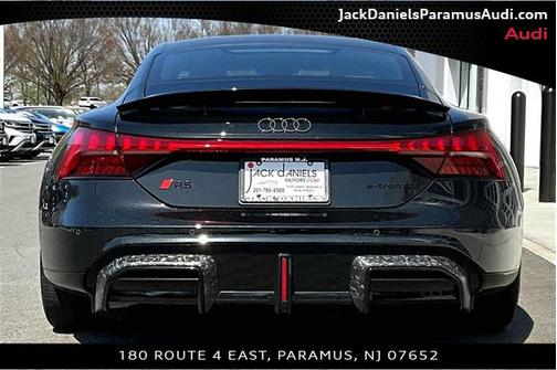 2025 Audi RS e-tron GT performance