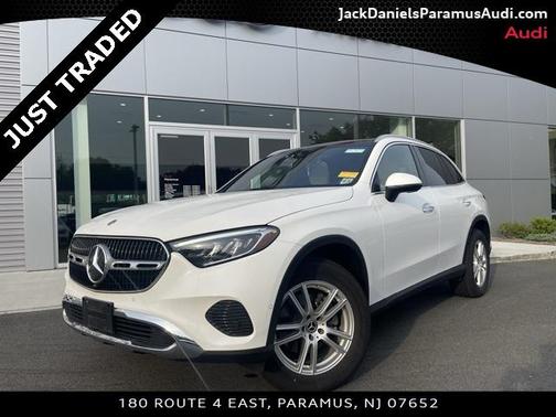 2025 Mercedes-Benz GLC 300 4MATIC