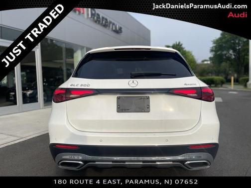 2025 Mercedes-Benz GLC 300 4MATIC