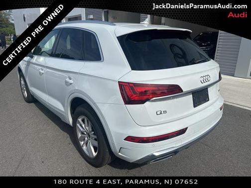 2023 Audi Q5 45 S line Premium