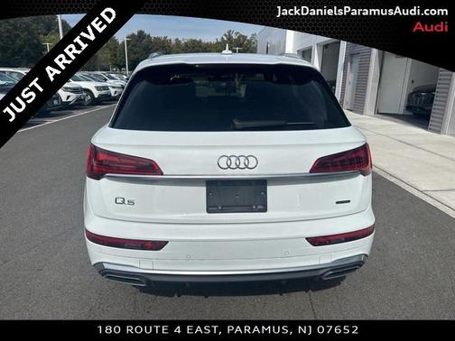 2023 Audi Q5 45 S line Premium