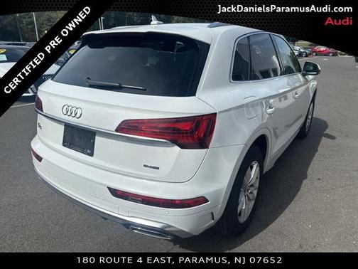 2023 Audi Q5 45 S line Premium