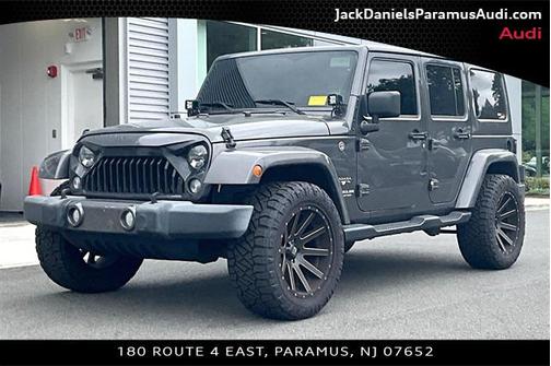 2016 Jeep Wrangler Unlimited Sahara