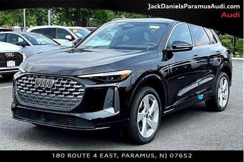 2025 Audi Q5 Premium Plus