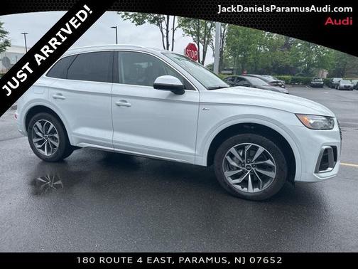 2022 Audi Q5 45 S line Premium
