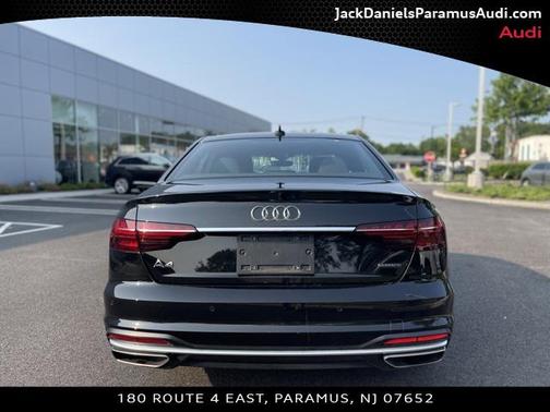 2023 Audi A4 45 S line Premium
