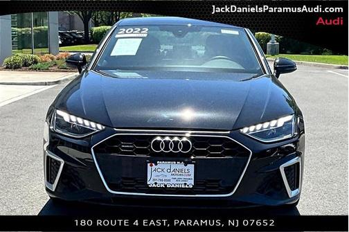 2023 Audi A4 45 S line Premium
