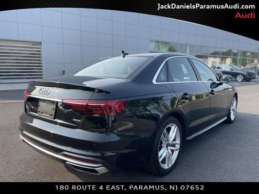 2023 Audi A4 45 S line Premium