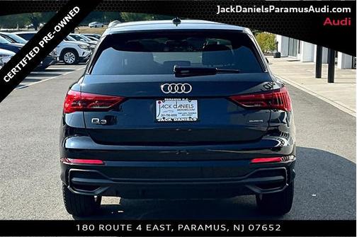 2025 Audi Q3 Premium 45 TFSI S line quattro Tiptronic