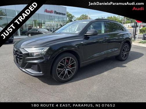 2023 Audi Q8 55 Premium Plus