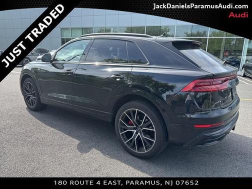 2023 Audi Q8 55 Premium Plus