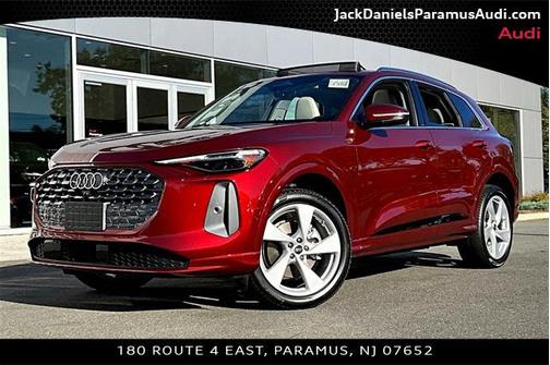 2025 Audi Q5 Premium Plus