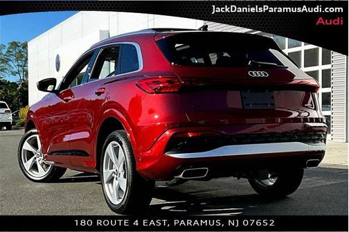 2025 Audi Q5 Premium Plus