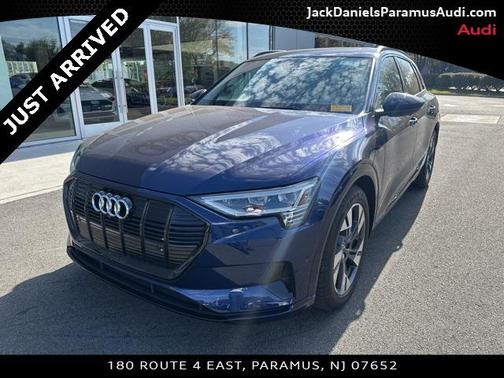2023 Audi e-tron Premium quattro