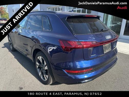 2023 Audi e-tron Premium quattro