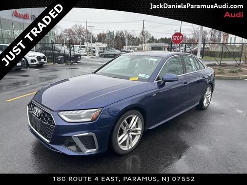 2023 Audi A4 45 S line Premium