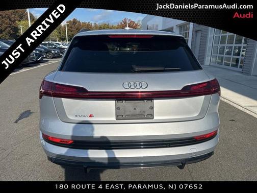 2023 Audi e-tron S Premium Plus quattro