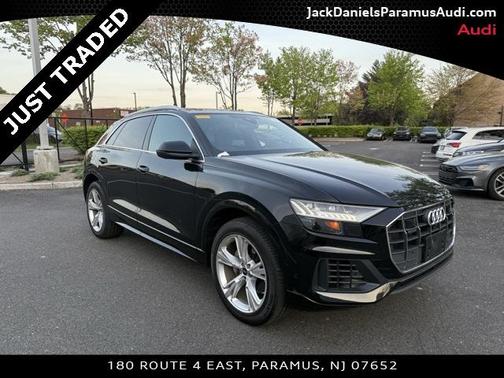 2023 Audi Q8 55 Premium