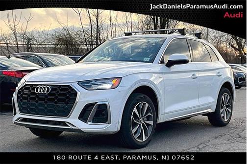 2022 Audi Q5 45 S line Premium Plus