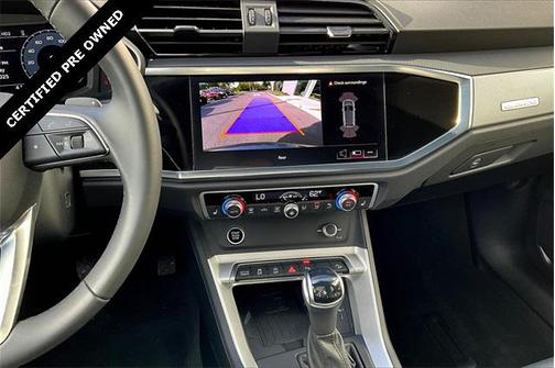 2024 Audi Q3 Premium 45 TFSI S line quattro Tiptronic