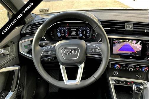 2024 Audi Q3 Premium 45 TFSI S line quattro Tiptronic
