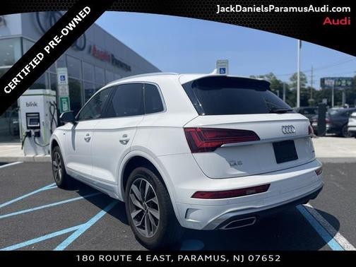 2023 Audi Q5 45 S line Premium