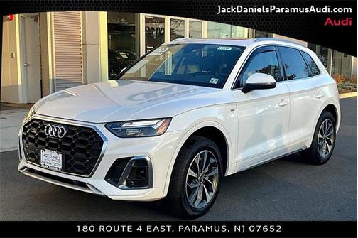 2023 Audi Q5 Premium Plus 45 TFSI S line quattro