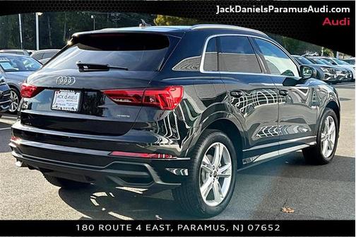 2024 Audi Q3 Premium Plus 45 TFSI S line quattro Tiptronic