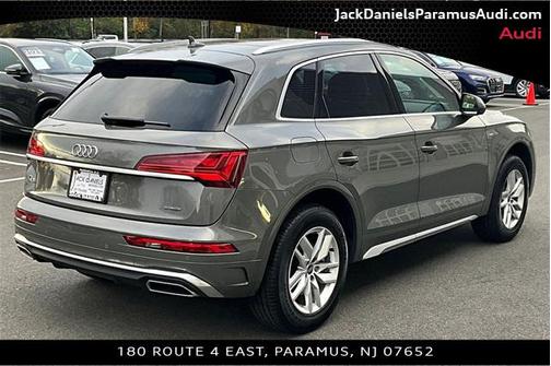 2023 Audi Q5 Premium 45 TFSI S line quattro