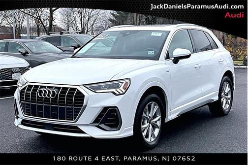2025 Audi Q3 Premium 45 TFSI S line quattro Tiptronic