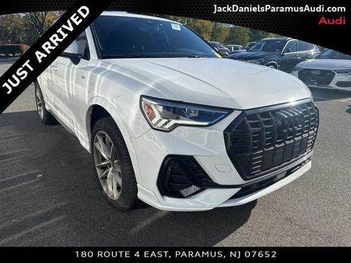 2022 Audi Q3 45 S line Premium Plus