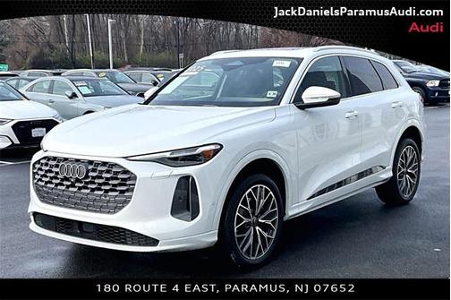 2025 Audi Q5 Premium Plus TFSI quattro S tronic