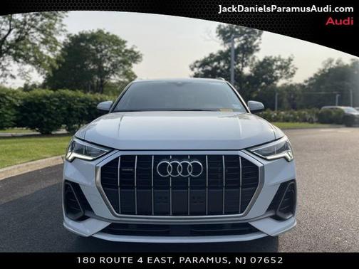 2022 Audi Q3 45 S line Premium Plus