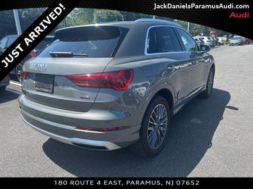 2022 Audi Q3 40 Premium