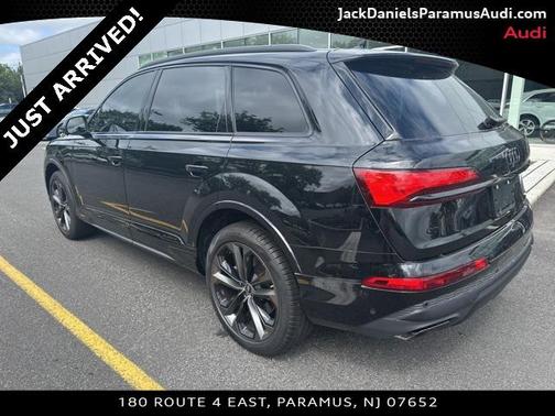 2025 Audi Q7 55 Premium Plus