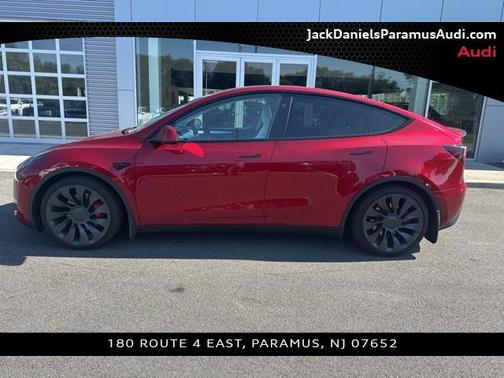 2024 Tesla Model Y Performance Dual Motor All-Wheel Drive