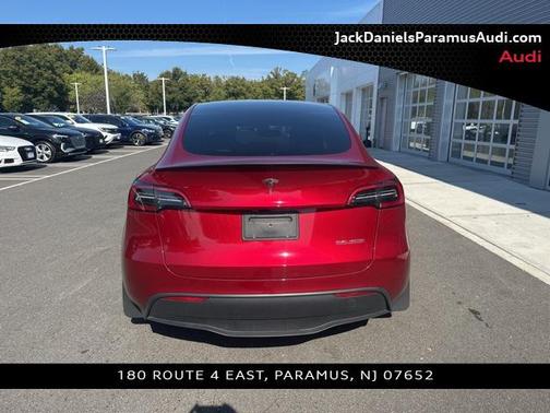 2024 Tesla Model Y Performance Dual Motor All-Wheel Drive