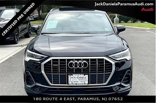 2025 Audi Q3 Premium 45 TFSI S line quattro Tiptronic