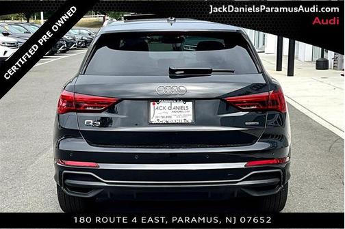 2025 Audi Q3 Premium 45 TFSI S line quattro Tiptronic