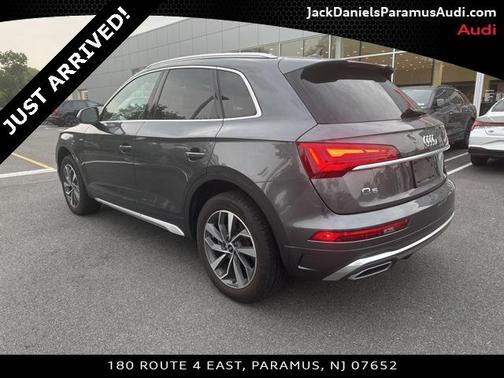 2022 Audi Q5 45 S line Premium Plus
