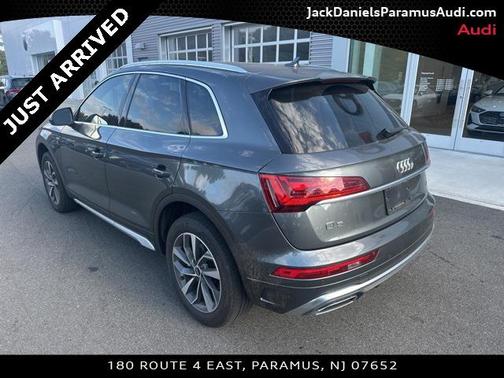 2023 Audi Q5 45 S line Premium