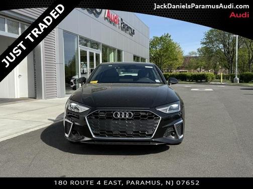 2022 Audi A4 45 S line Premium